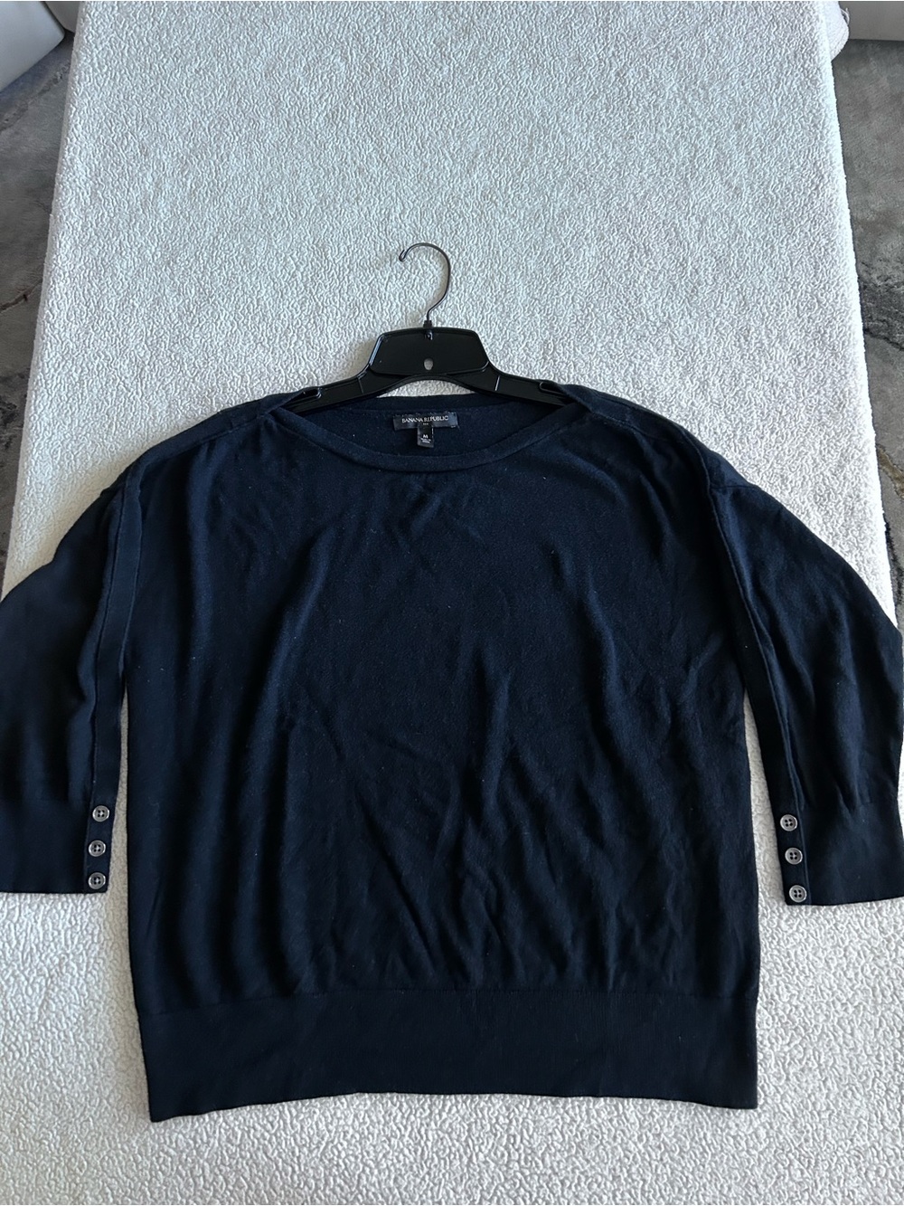 Banana Republic black Crewneck Sweater with Cuff Buttons size medium